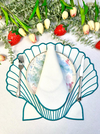 Concha Placemats Ivory w/ Teal Trim (Set of 4)