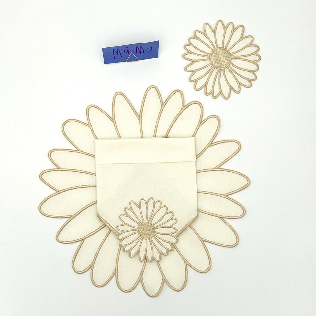 🌸 Flor Ivory Bundle (4 Placemats, 4 Napkins, 4 Coasters)