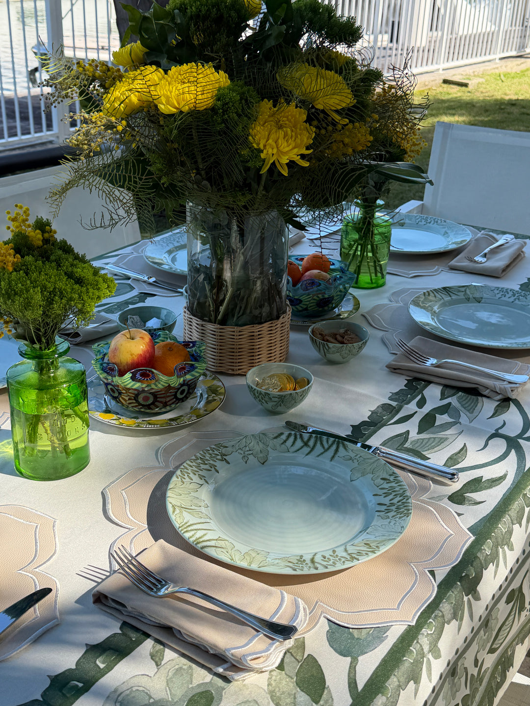 Dalia Beige Spillproof Bundle (4 Placemats + 4 Napkins)