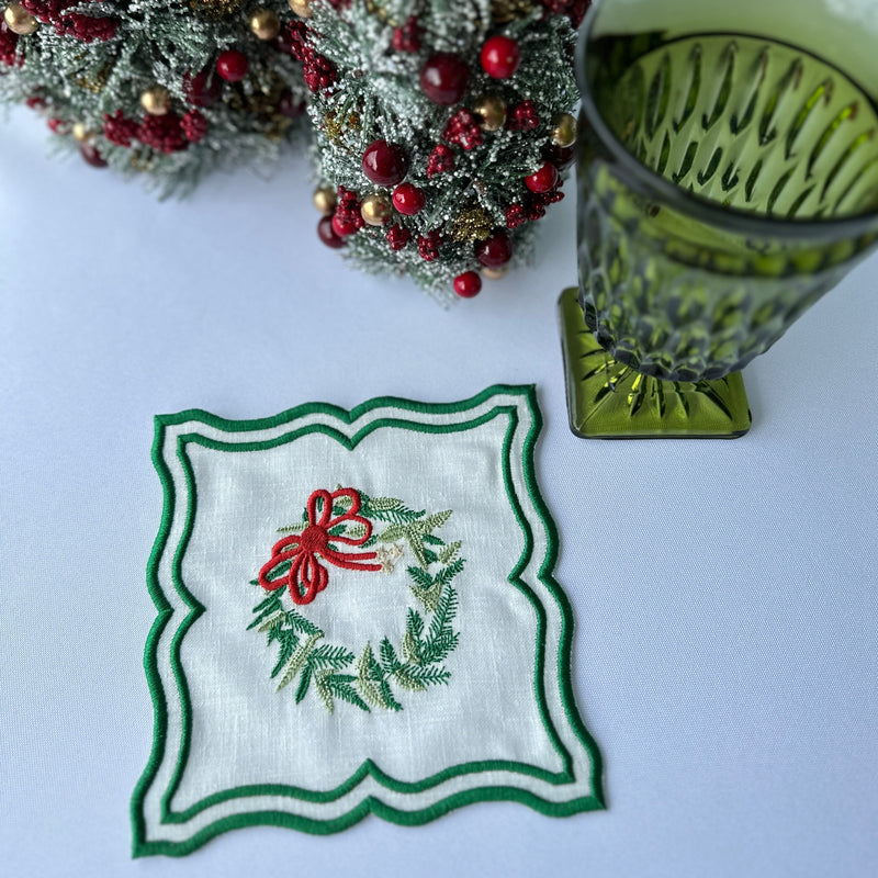 Christmas Wreath Cocktail Napkins (Set of 6)