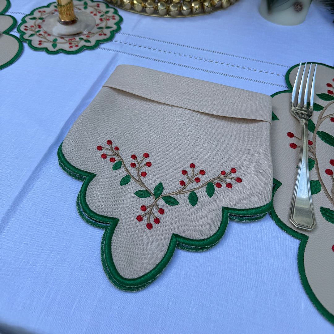 Isabella Holiday Bundle (4 Placemats + 4 Linen Napkins)