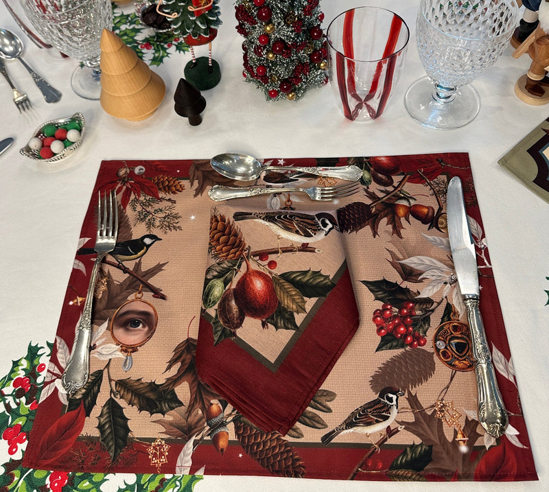 Christmas Squirrel  Combo: 4 Napkins + 4 Placemats