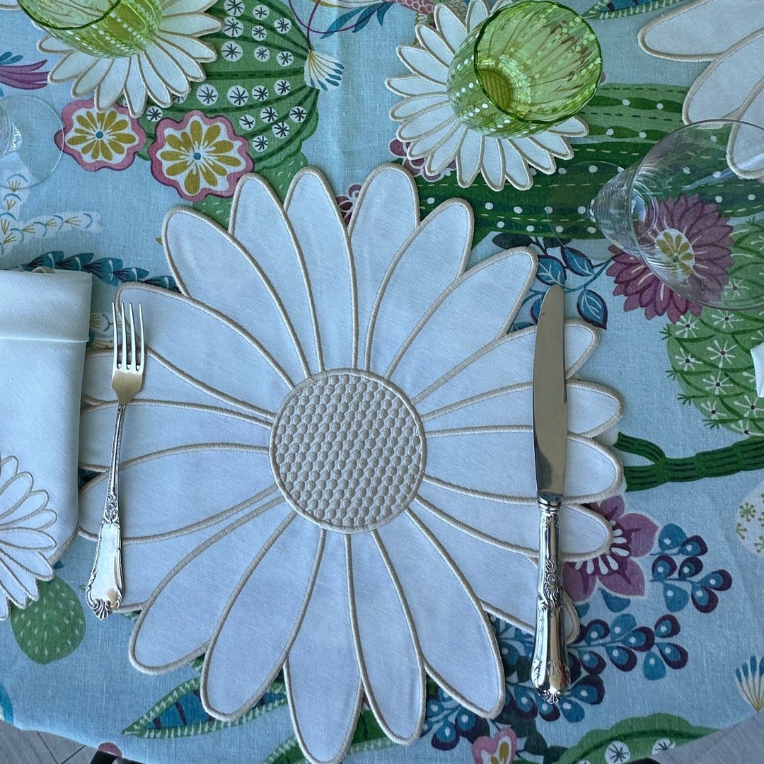 Flor Ivory Placemats (Set of 4)