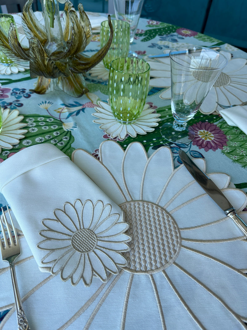 Flor Ivory Napkins (Set of 4)