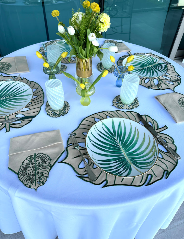 Hojas Placemats Beige w/ Green Trim (Set of 4)