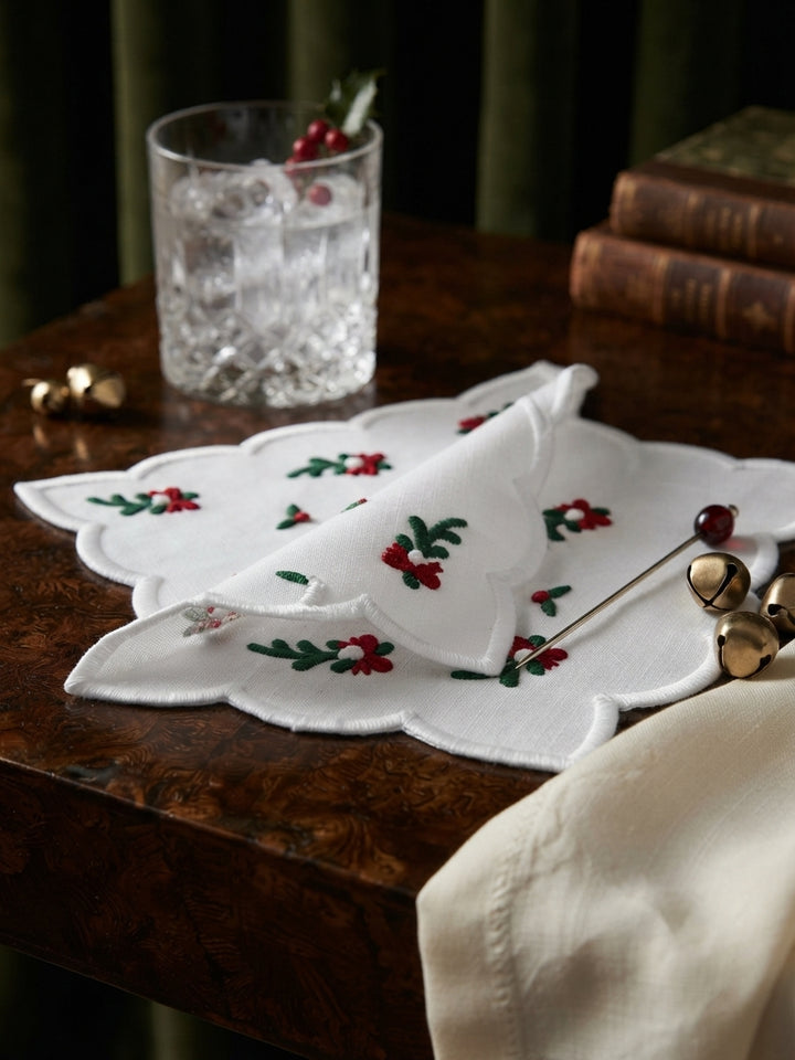 Mistletoe Cocktail Napkins (Set of 6)