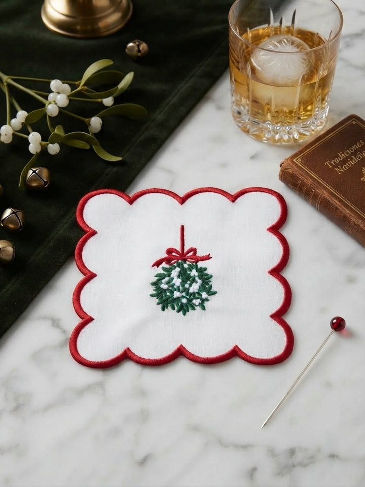 Mistletoe & Bows Cocktail Napkins (Set of 6)