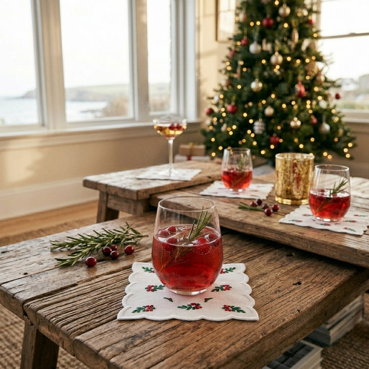 Mistletoe Cocktail Napkins (Set of 6)