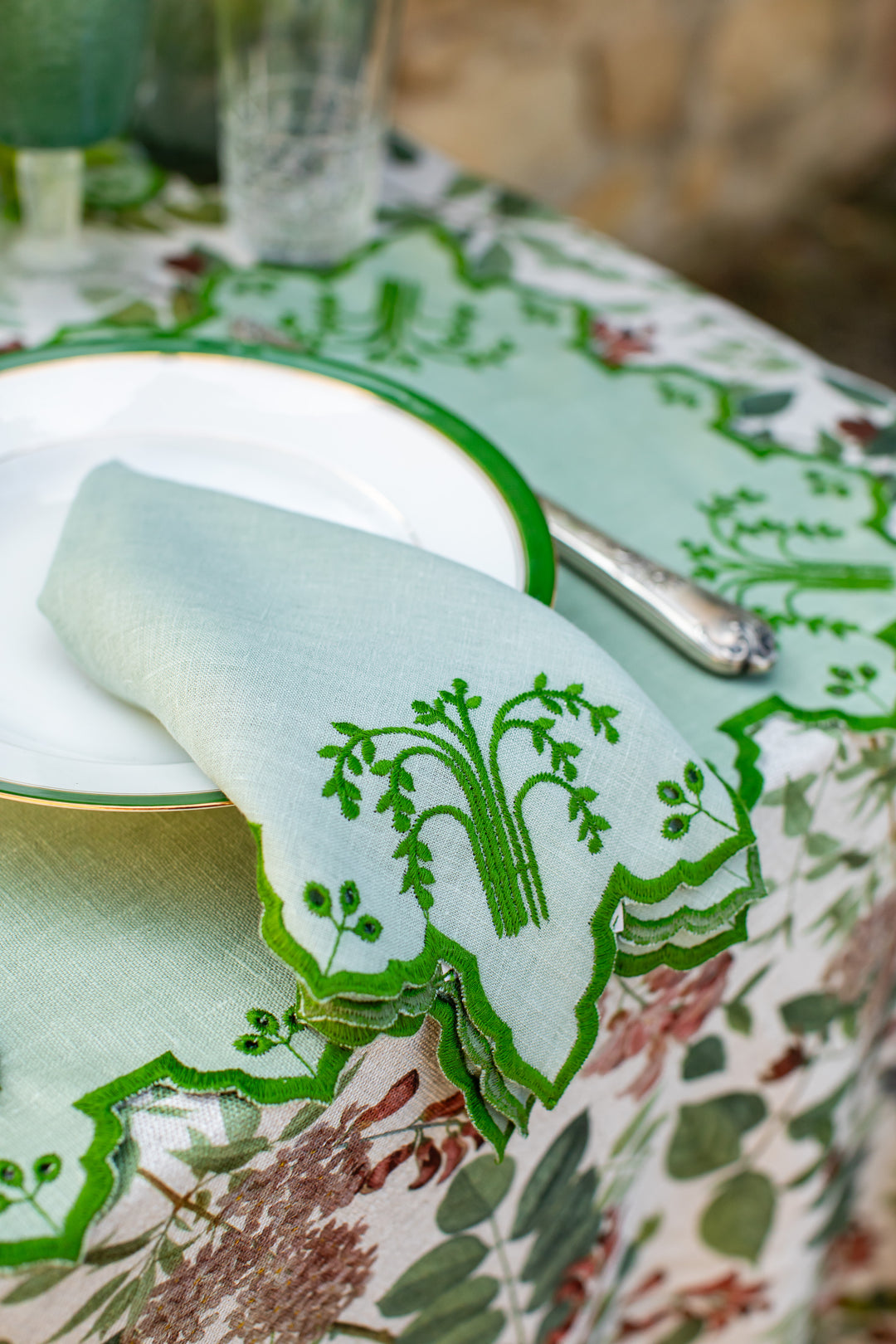 Valentina Spillproof Linen Placemats- Blue w/ Green Trim (Set of 4)