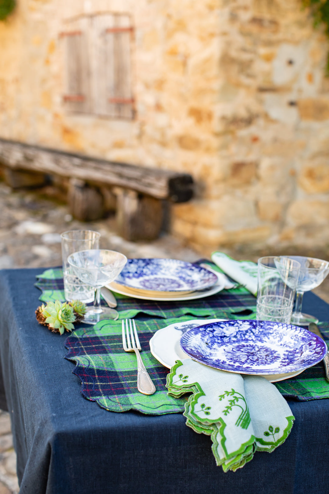 Valentina Spillproof Linen Placemats- Blue w/ Green Trim (Set of 4)
