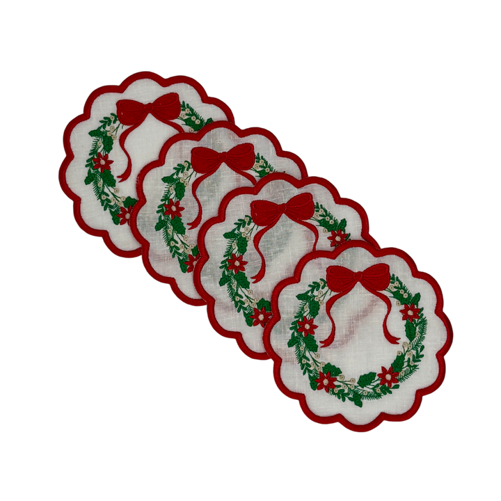 Christmas Round Wreath Cocktail Napkins (Set of 6)