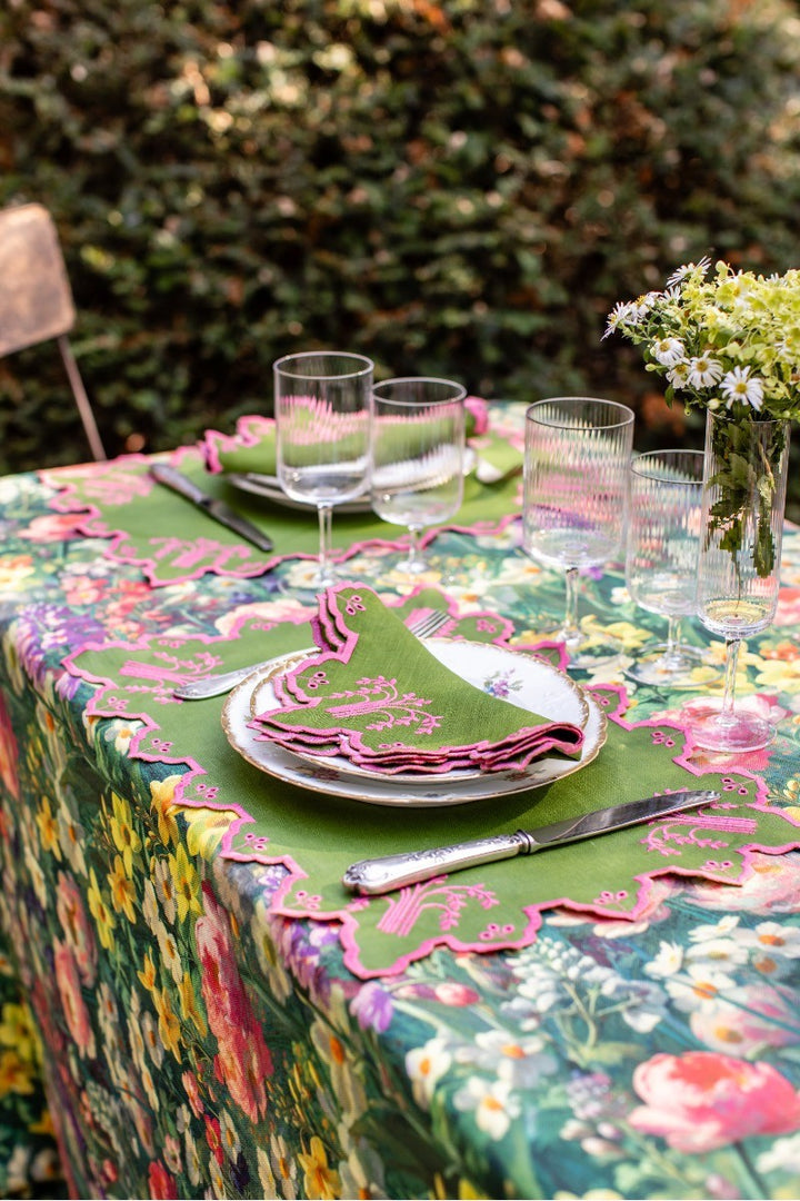 Valentina Spillproof Linen Placemats- Green w/ Fucsia Trim (Set of 4)